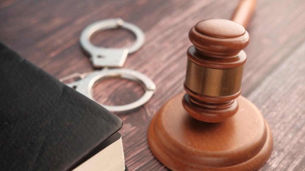 St. Paul man sentenced to 23 years in prison for string of sexual assaults — WCCO / CBS Minnesota, Venice Health news