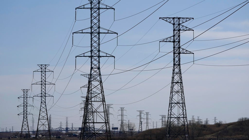 PG&E begins restoring power to Bay Area customers as fire weather conditions improve — CBS Bay Area (KPIX), Venice Community news