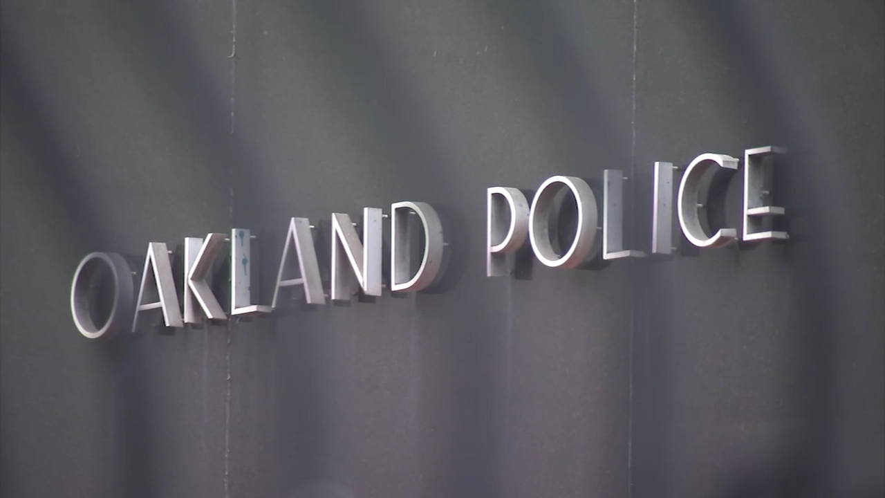 Oakland 911 outage disrupts emergency response; fiber, copper wire vandalism suspected: authorities
— ABC 7 Bay Area