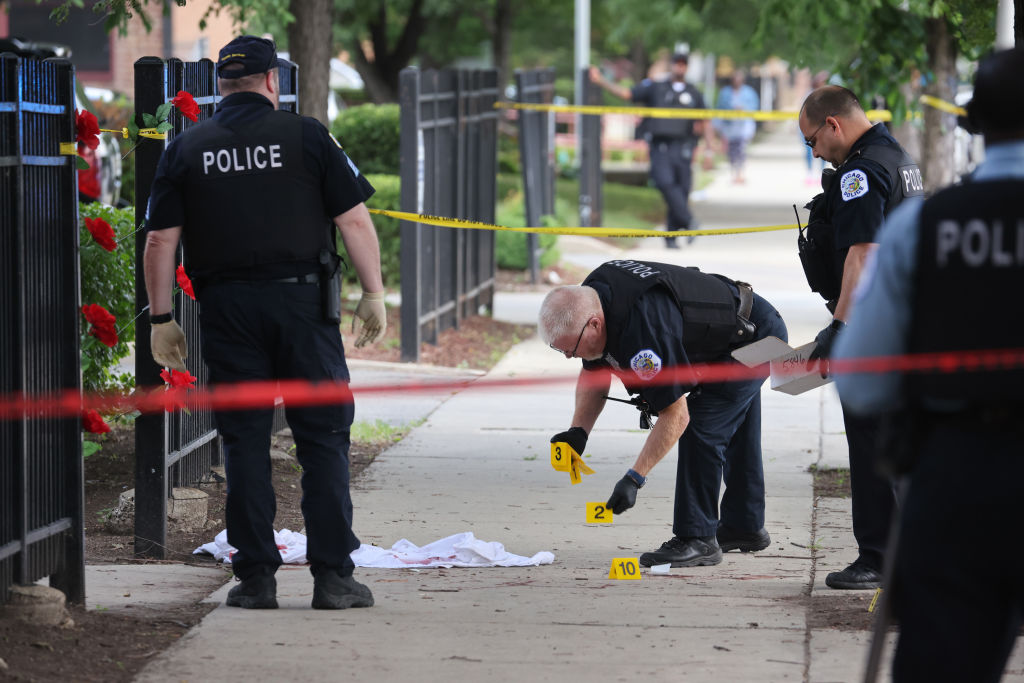 Researchers point to community violence programs, pandemic recovery in historic homicide decline — Florida Phoenix, Venice Business news