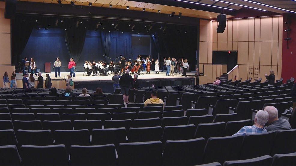 Shawano Community High School celebrates renovated auditorium opening with orchestra — Fox 11 Green Bay Local, Venice Arts news