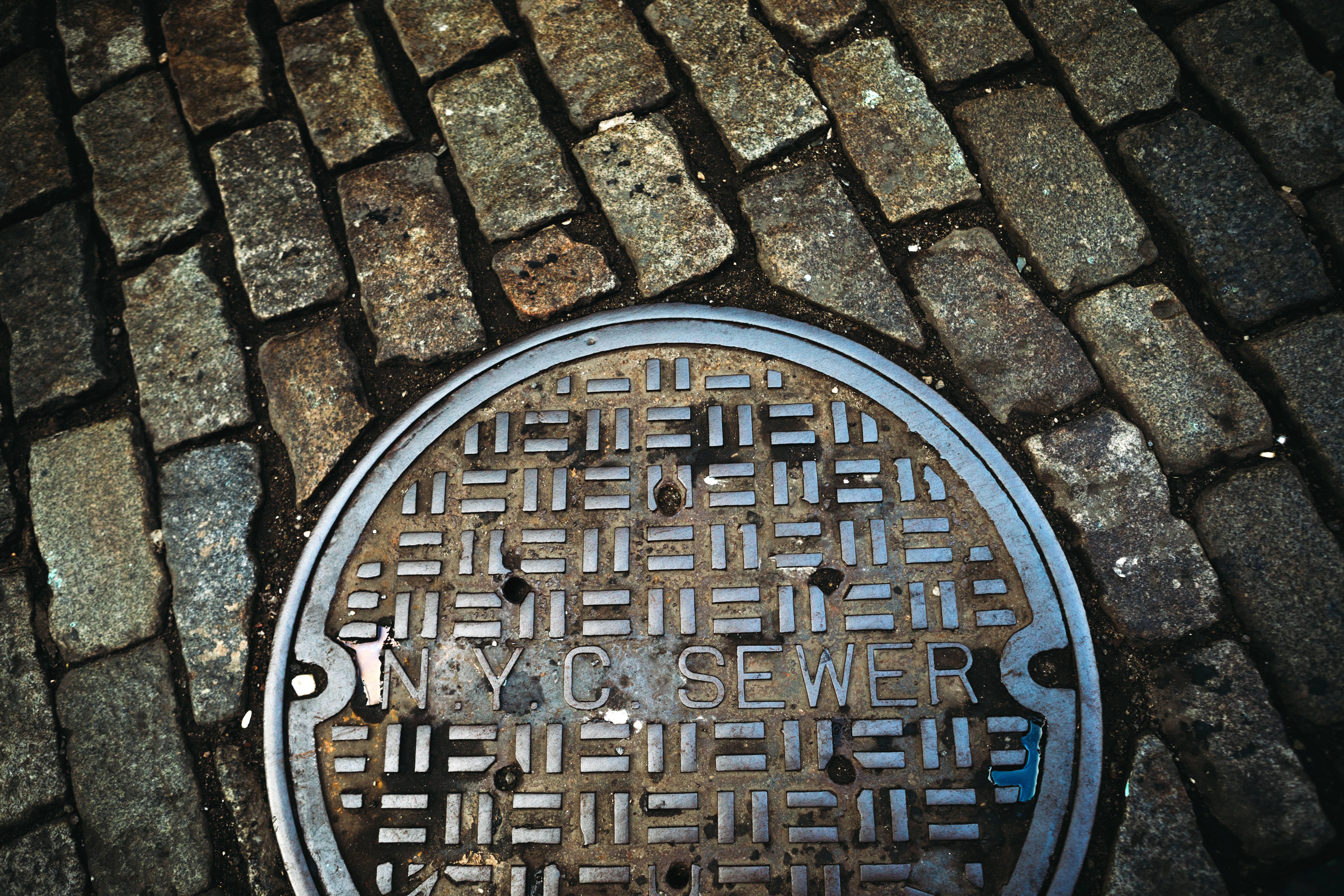5 men charged with trespassing in 2 Manhattan manhole cases — Gothamist
