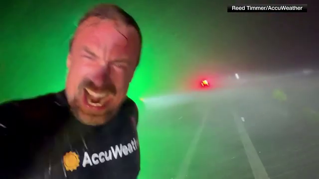 Extreme meteorologist Reed Timmer captures strong winds and rain from Hurricane Isaias — WESH 2 Orlando, Venice Community news