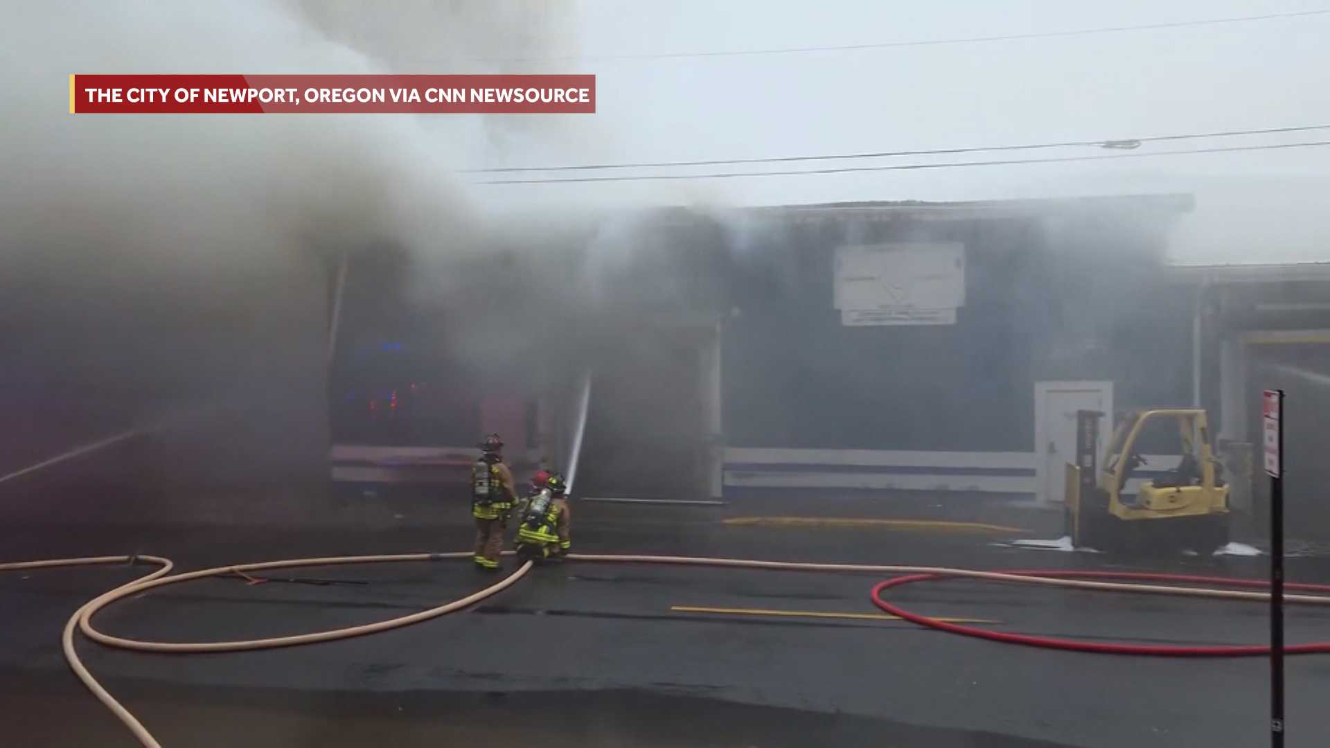 Possible ammonia contamination prompts evacuations after Oregon seafood plant fire, officials say — WESH 2 Orlando, Venice Schools news