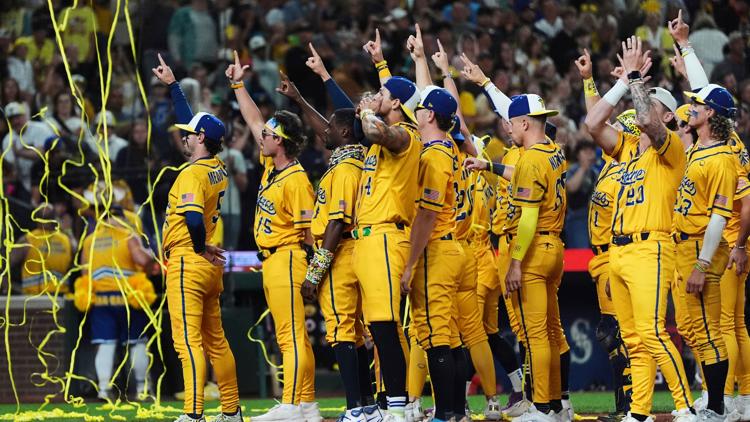 Savannah Bananas announce 2027 Banana Ball tour stops, how to get tickets — WTSP Sports Tampa Bay, Venice Sports news