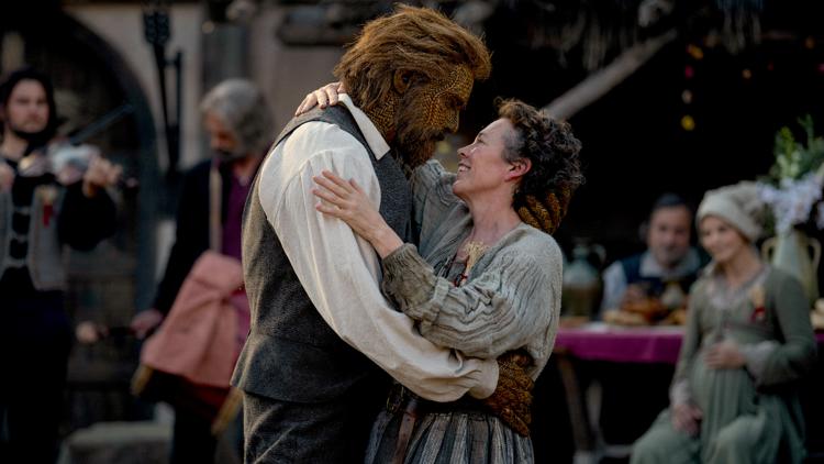 Oscar winner Olivia Colman, Emmy winner Alexander Skarsgård preview unconventional romance 'Wicker' — WTSP Entertainment Tampa Bay, Venice Arts news