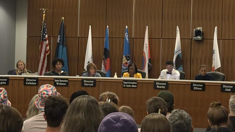 'We need a more hands-on approach': Minneapolis board member reflects after vote delaying school closures — KARE 11 Local, Venice Schools news