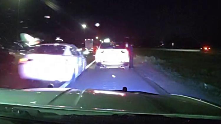 Dashcam video shows driver sideswiping Hays County deputy’s patrol vehicle on I-35 — KVUE (Austin), Venice Community news