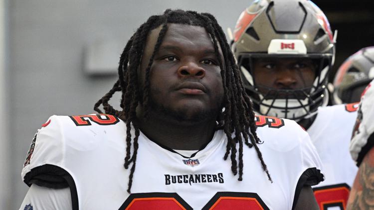 The One Buc: Elijah Simmons — Venice Sports news