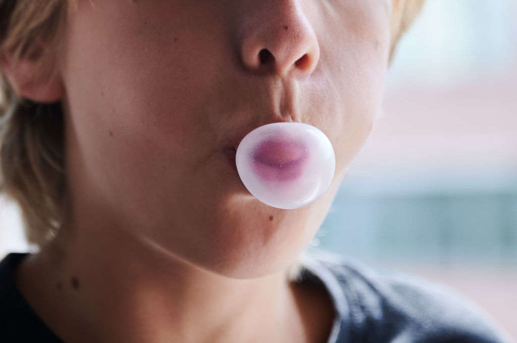 Chewing gum could soon be banned in NJ: Here's when and why — FOX 13 Tampa Bay News, Venice Community news